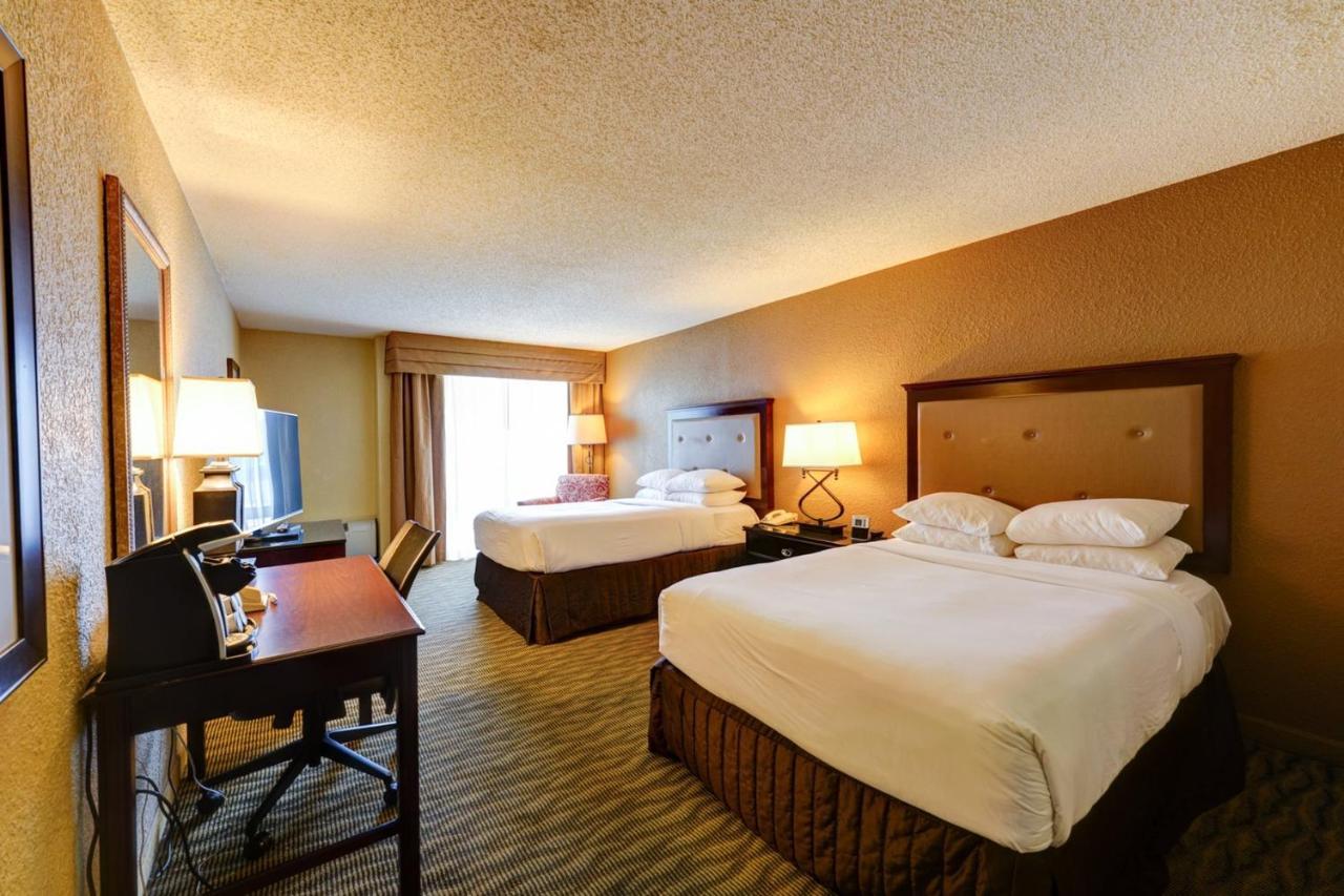Crowne Plaza Jacksonville Airport By Ihg Экстерьер фото