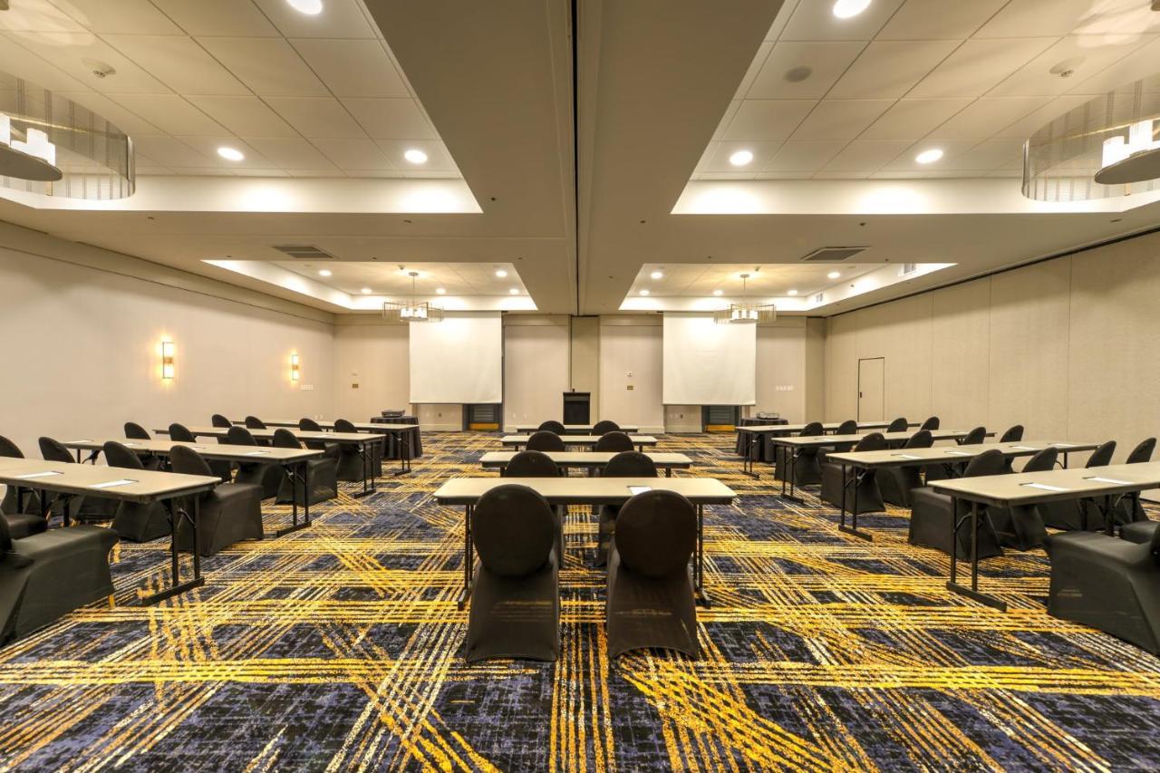 Crowne Plaza Jacksonville Airport By Ihg Экстерьер фото
