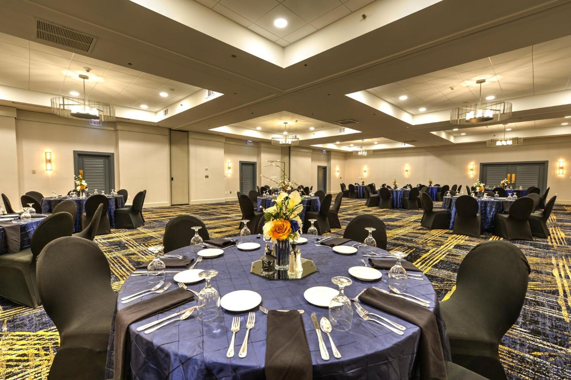 Crowne Plaza Jacksonville Airport By Ihg Экстерьер фото