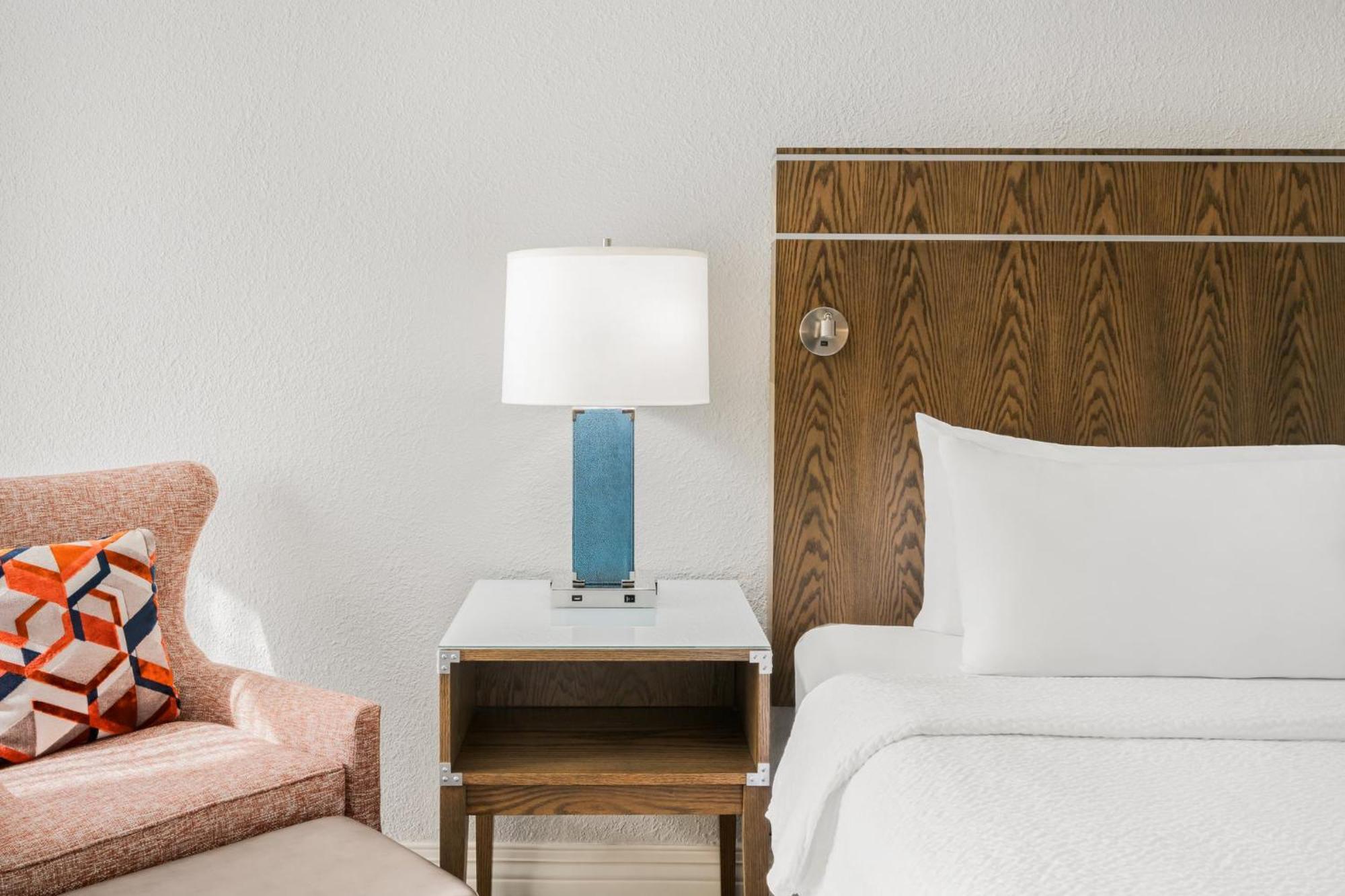 Crowne Plaza Jacksonville Airport By Ihg Экстерьер фото