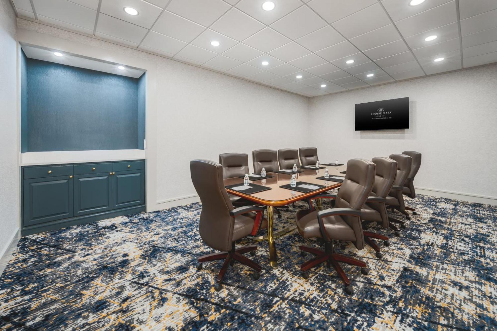 Crowne Plaza Jacksonville Airport By Ihg Экстерьер фото