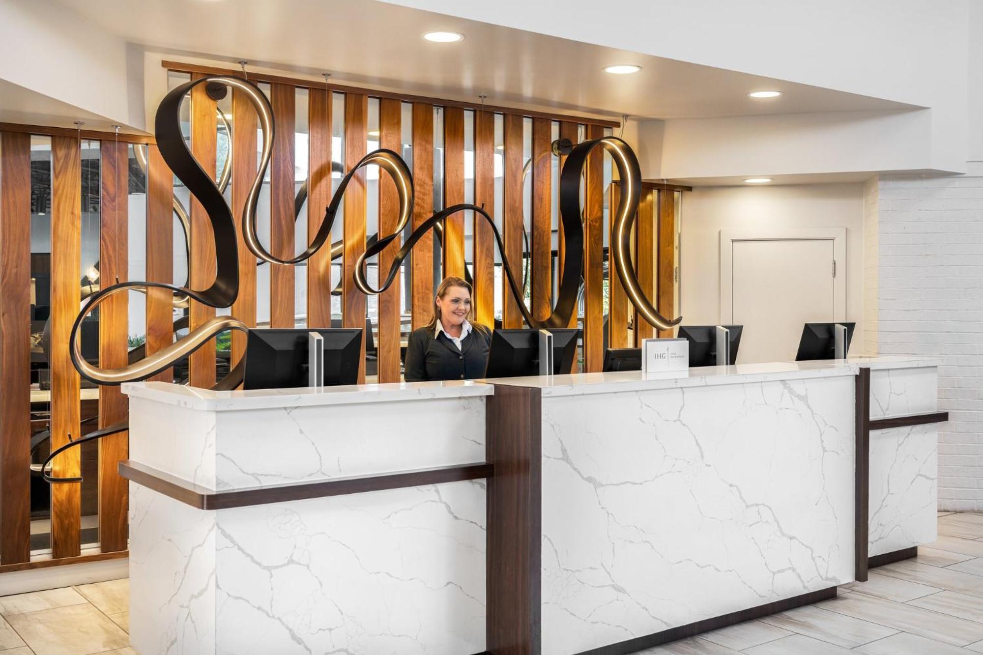 Crowne Plaza Jacksonville Airport By Ihg Экстерьер фото